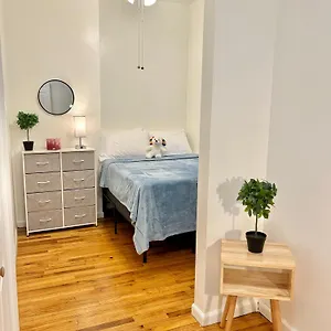 Spacious 2 Bedroom In East Village Nyc New York